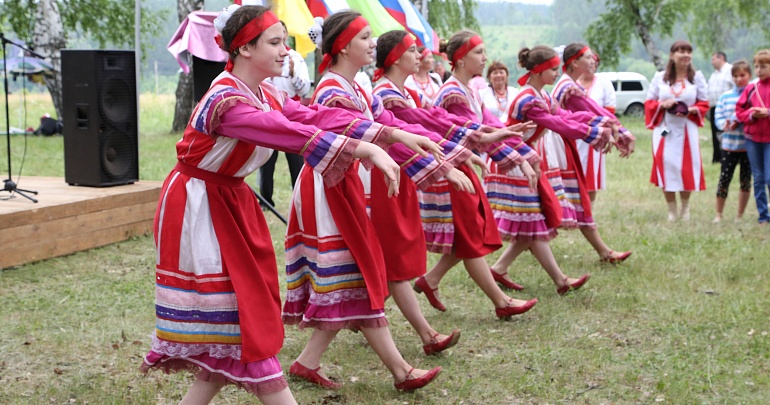 Межрегиональный фестиваль чувашской культуры «Акатуй»