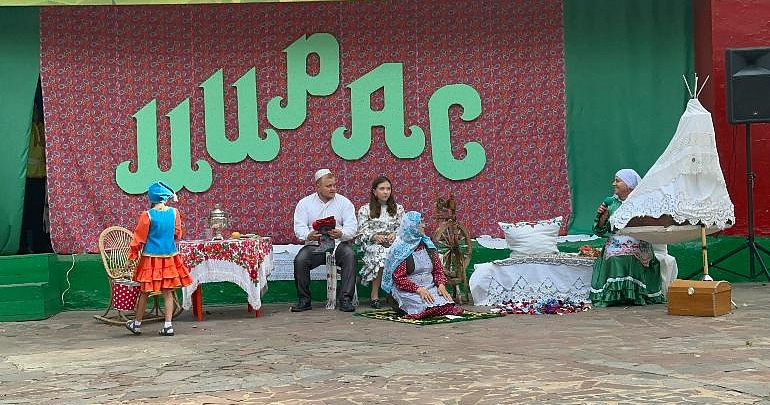 IV Межрайонный фестиваль татарской культуры «Мирас» («Наследие»)