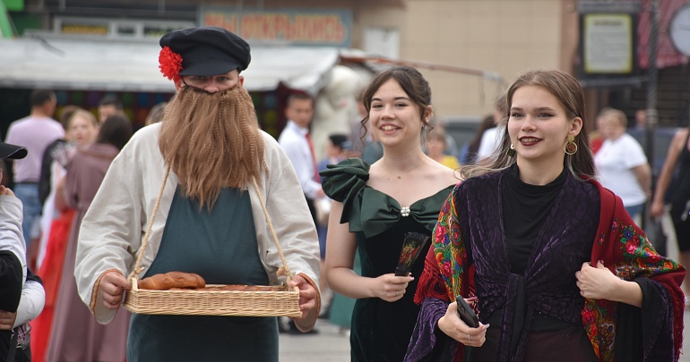 «Купеческая ярмарка в городе  «М»