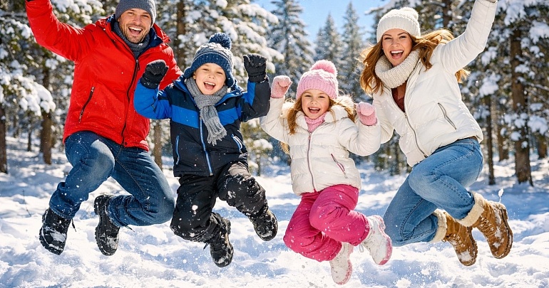 Январь — месяц семейного туризма