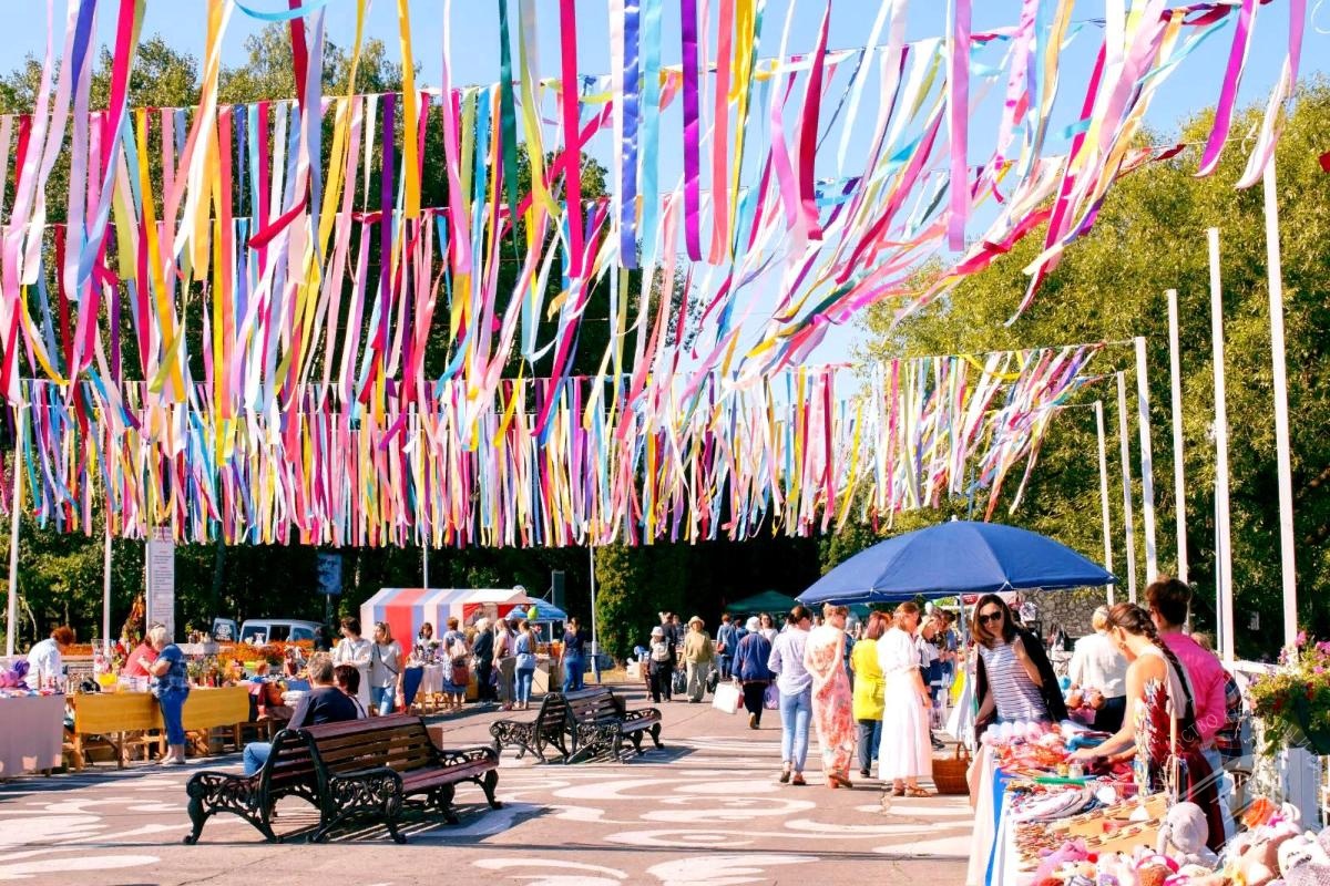 Городской фестиваль садов и цветов «Заречный в цвету»