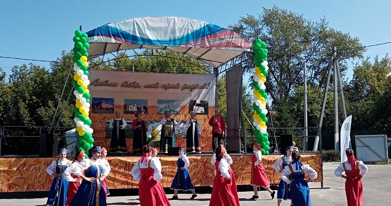 Светско - церковный праздник «Спас»
